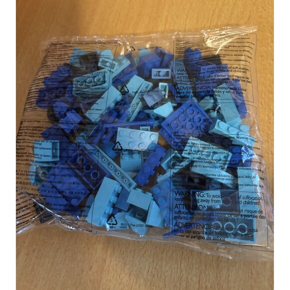 Lego 2011 Rectangular BLUE Bricks-All Sizes- from 10698 Set-Sealed-New In Bag - Picture 2 of 2